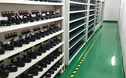 電子負載老化車