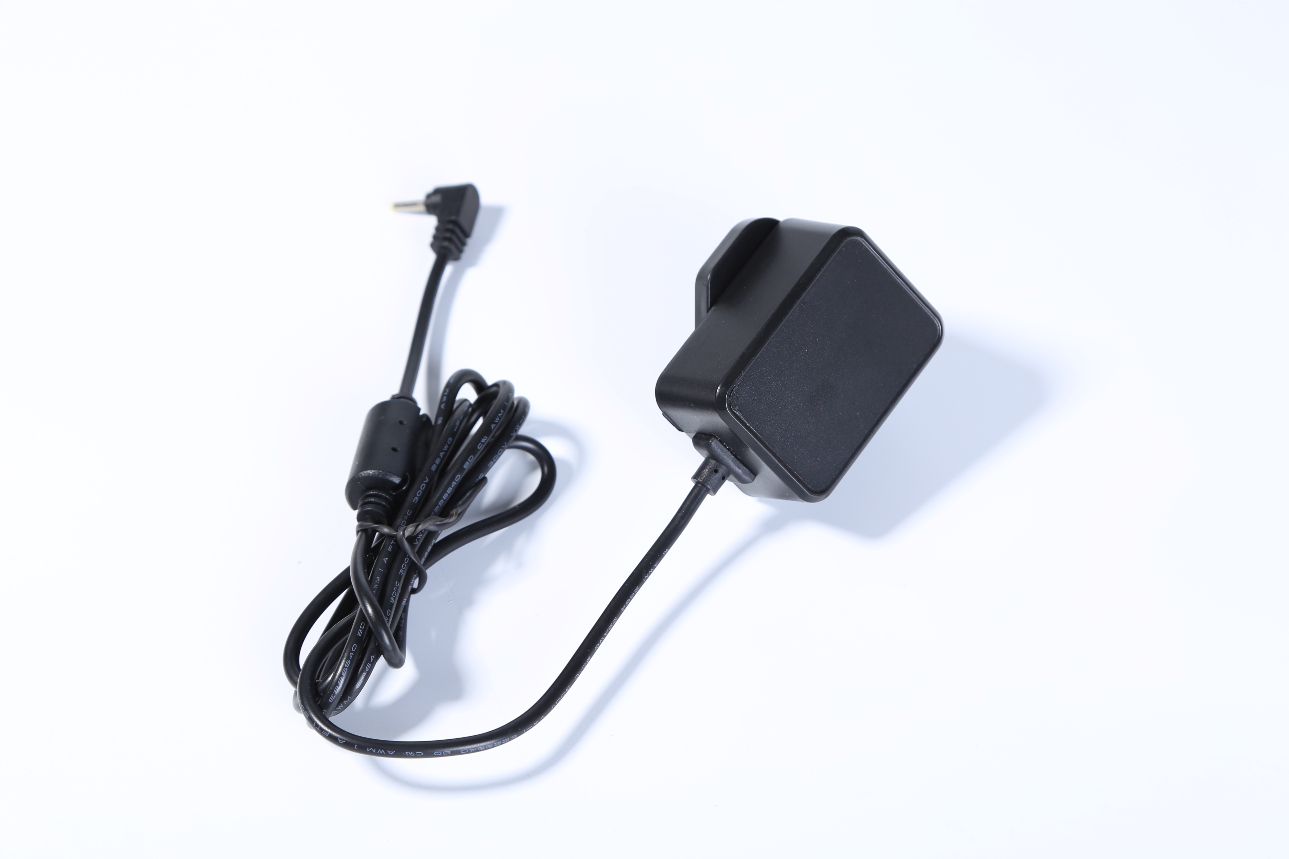 MX6W-0900500型號9v0.5a英規(guī)電源適配器 ce認(rèn)證 MX6W-0900500型號9v0.5a英規(guī)電源適配器 ce認(rèn)證