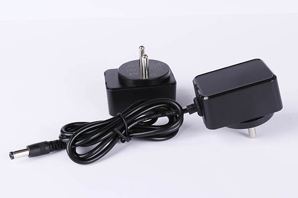 MX15w系列5v2a印度規(guī)電源適配器 bis認(rèn)證 MX15w系列5v2a印度規(guī)電源適配器 bis認(rèn)證