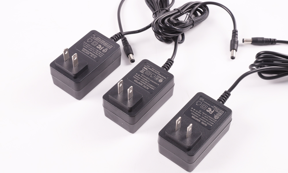 12V2A 12V3A音響電源適配器